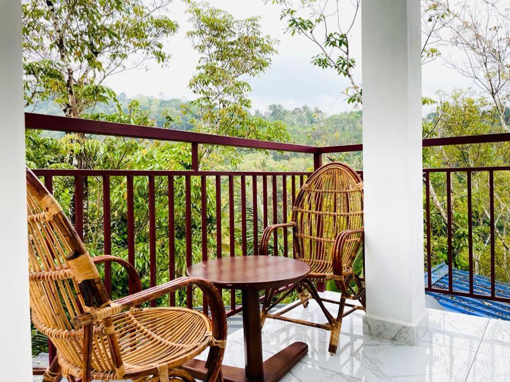 Winterhome Homestay Munnar Ngoại thất bức ảnh